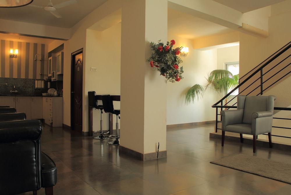 Orchid Suites - A Boutique Hotel Bangalore Off Residency Road מראה חיצוני תמונה