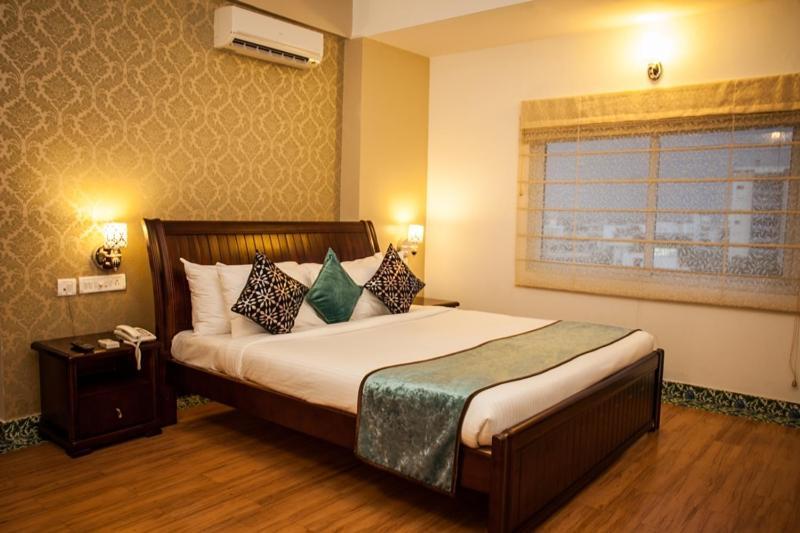 Orchid Suites - A Boutique Hotel Bangalore Off Residency Road מראה חיצוני תמונה